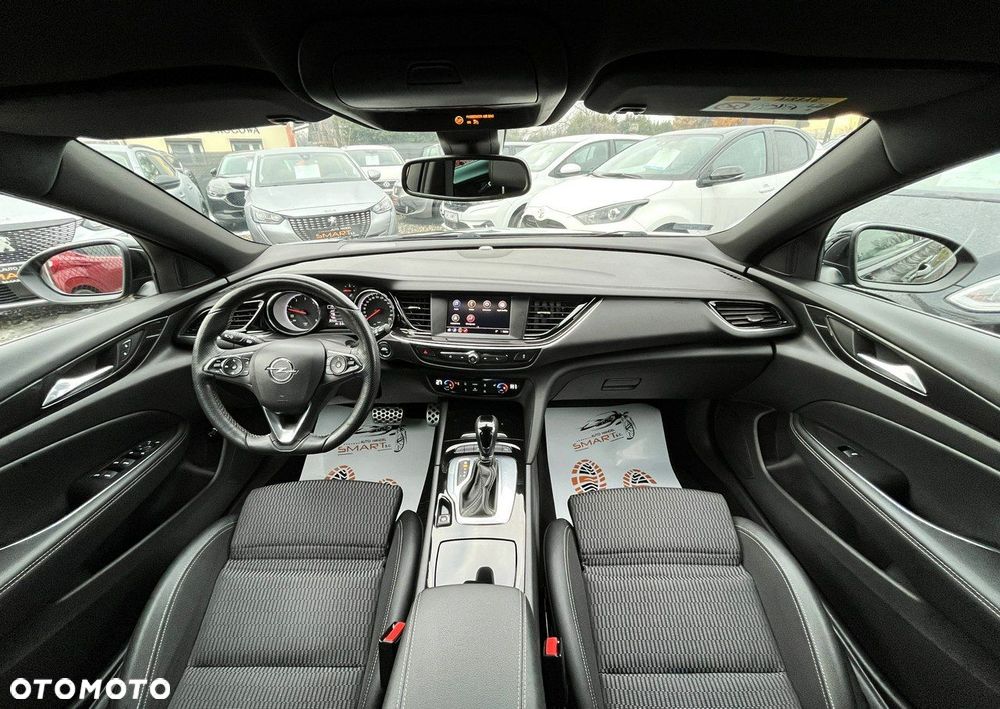 Opel Insignia 2.0 CDTI Elegance S&S - 10