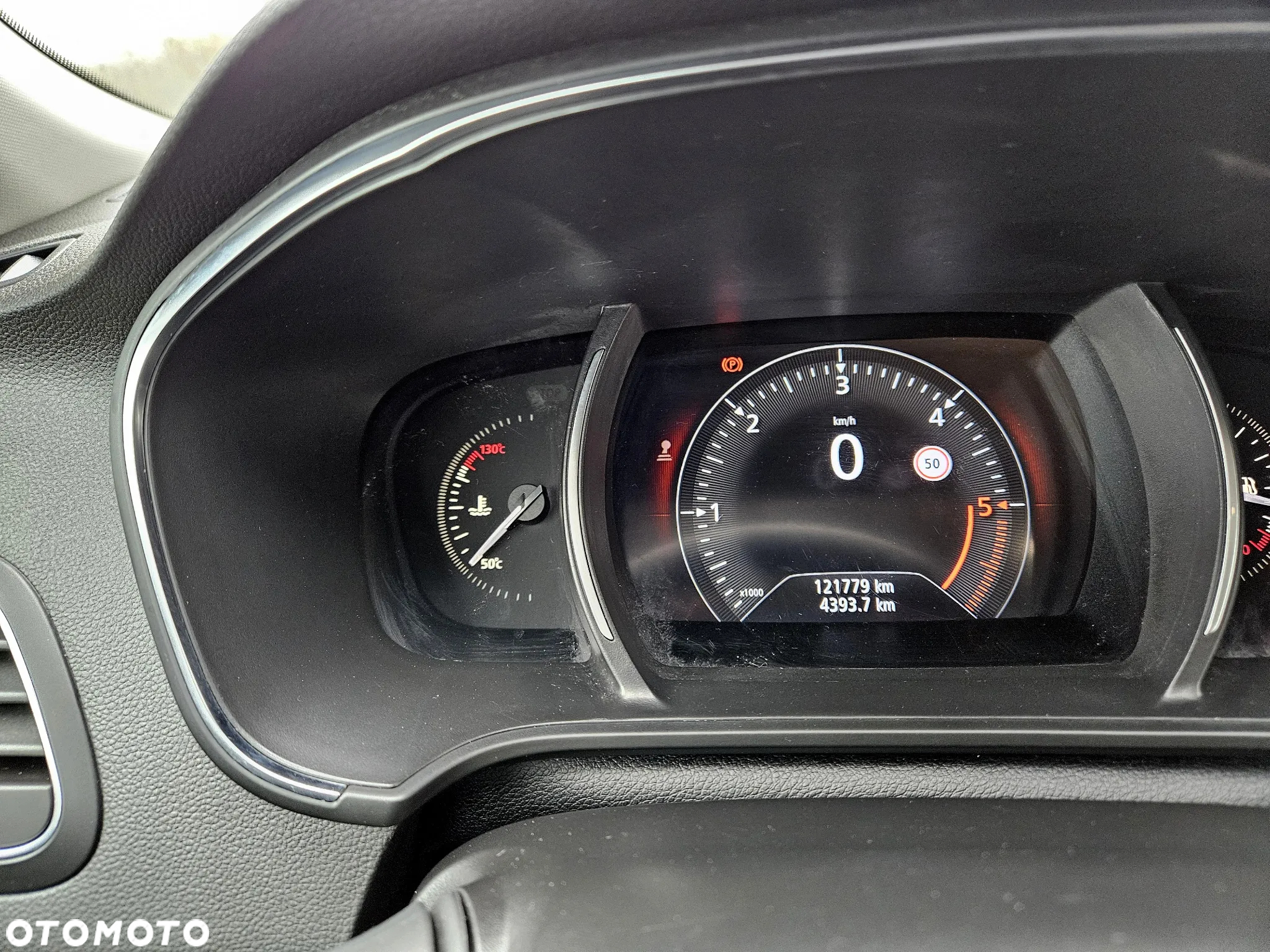 Renault Megane 1.5 dCi Energy Bose EU6 - 9