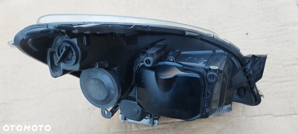 Lampa Przednia Prawa Opel Astra III 2003-2012 Bi xenon Skrętny Oryginał 1216665 1216569 93178647 - 4