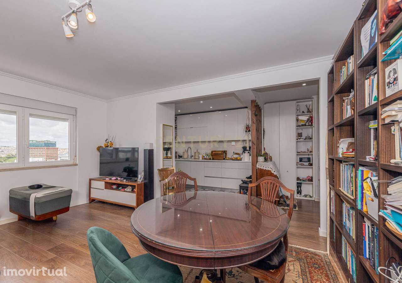 Apartamento T3 duas casas de banho parqueamento em S. Domingos de Benf - Grande imagem: 5/9