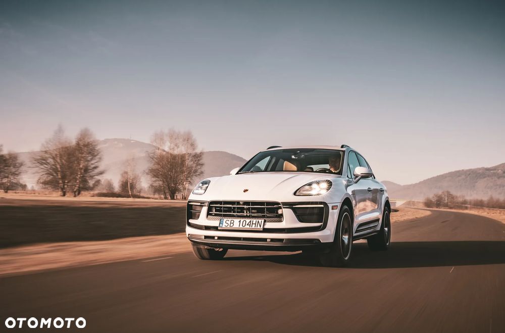 Porsche Macan Standard - 1