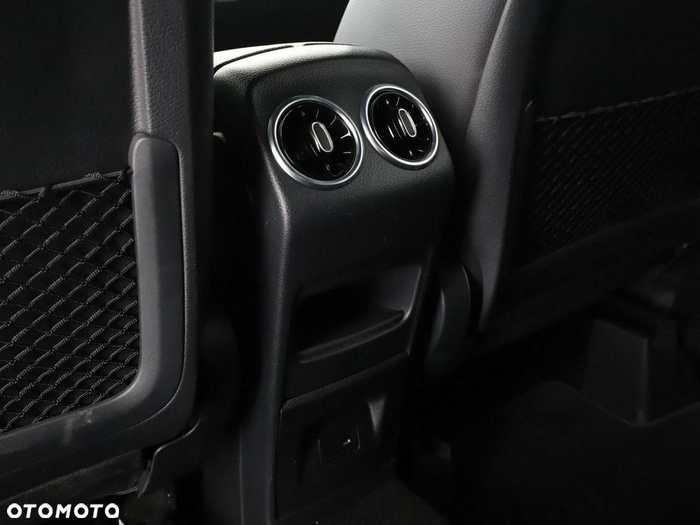 Mercedes-Benz GLA 220 d 4Matic 8G-DCT AMG Line - 41