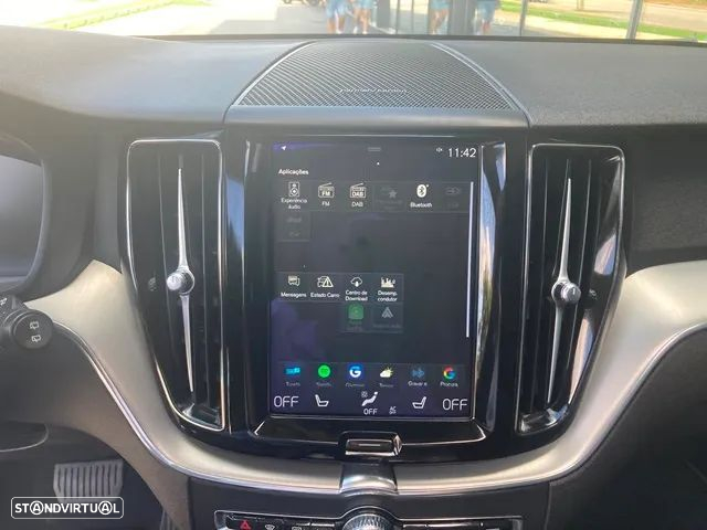 Volvo XC 60 2.0 T6 PHEV Inscription AWD - 29