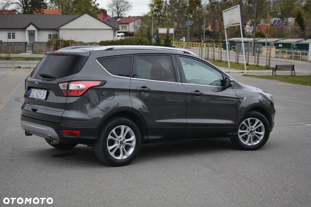 Ford Kuga - 16