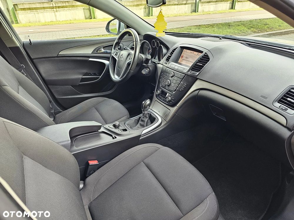 Opel Insignia - 9