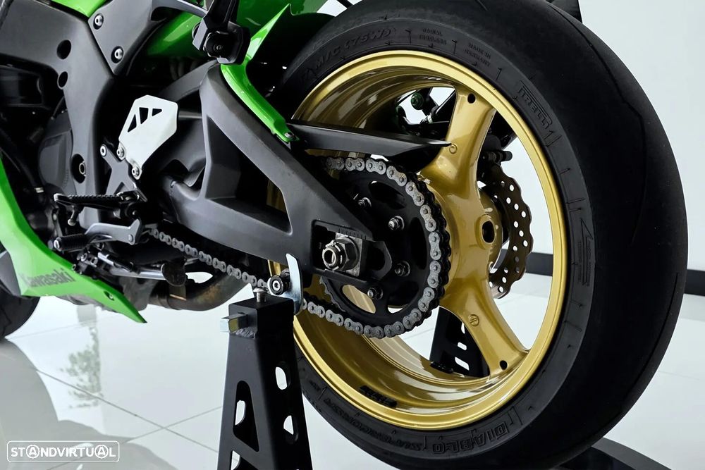 Kawasaki ZX - 11