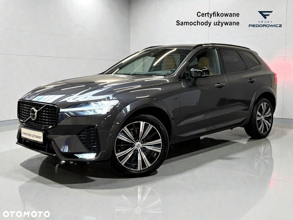 Volvo XC 60 B4 D AWD Plus Dark - 2