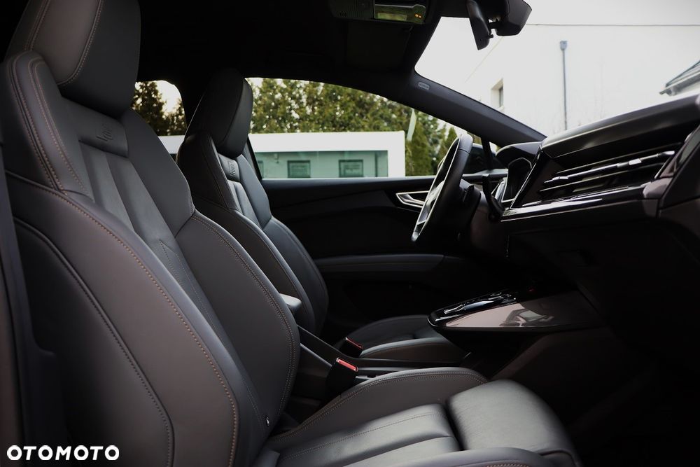 Audi Q4 e-tron 45 82kWh Quattro S Line Edition - 26