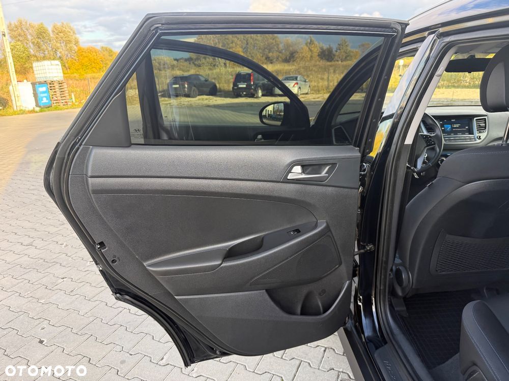 Hyundai Tucson blue 1.6 GDi 2WD Classic - 17