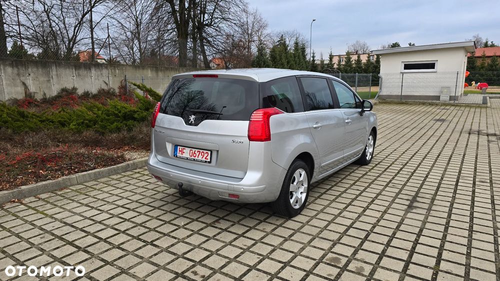 Peugeot 5008 - 39