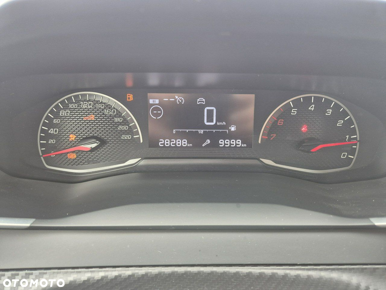 Peugeot 208 - 20