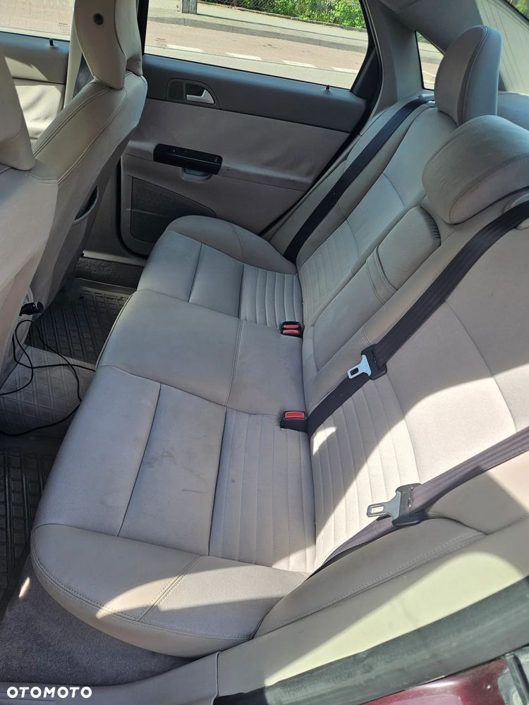 Volvo S40 2.4i Kinetic - 9