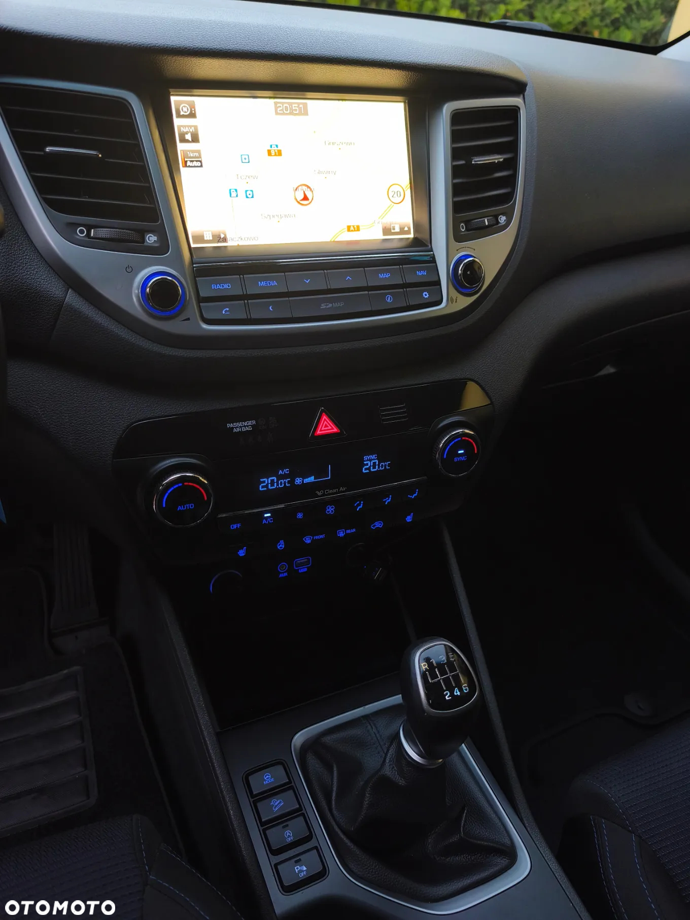 Hyundai Tucson blue 1.7 CRDi 2WD Style - 16