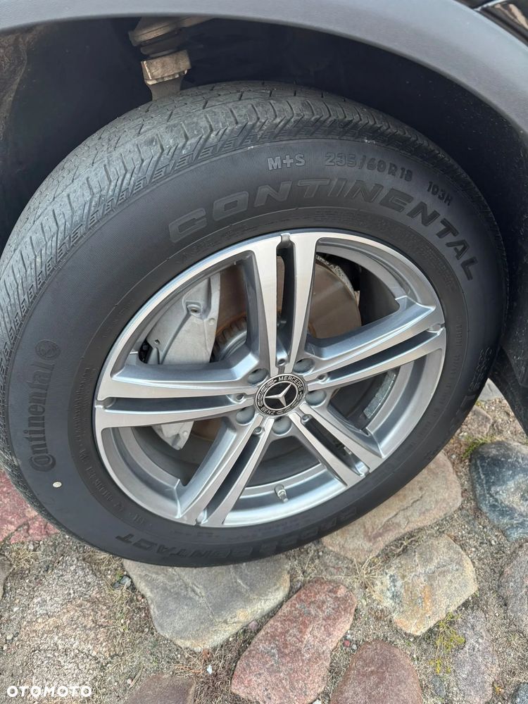 Mercedes-Benz GLC 300 4Matic 9G-TRONIC - 12