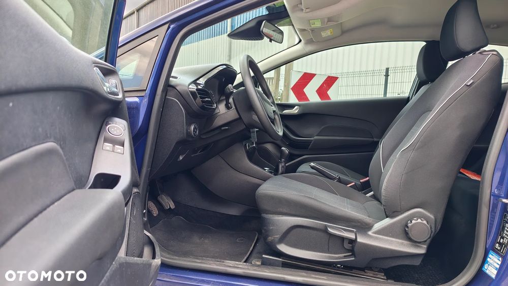 Ford Fiesta 1.1 S&S COOL&CONNECT - 18