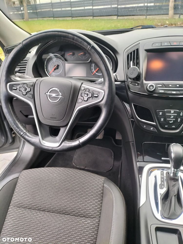 Opel Insignia - 10