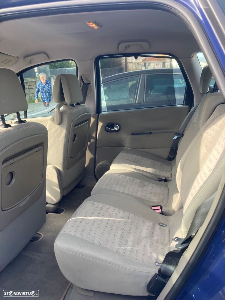 Renault Scénic 1.5 dCi Authentique - 16