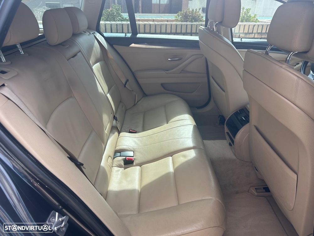 BMW 520 d Exclusive Auto 129g - 20