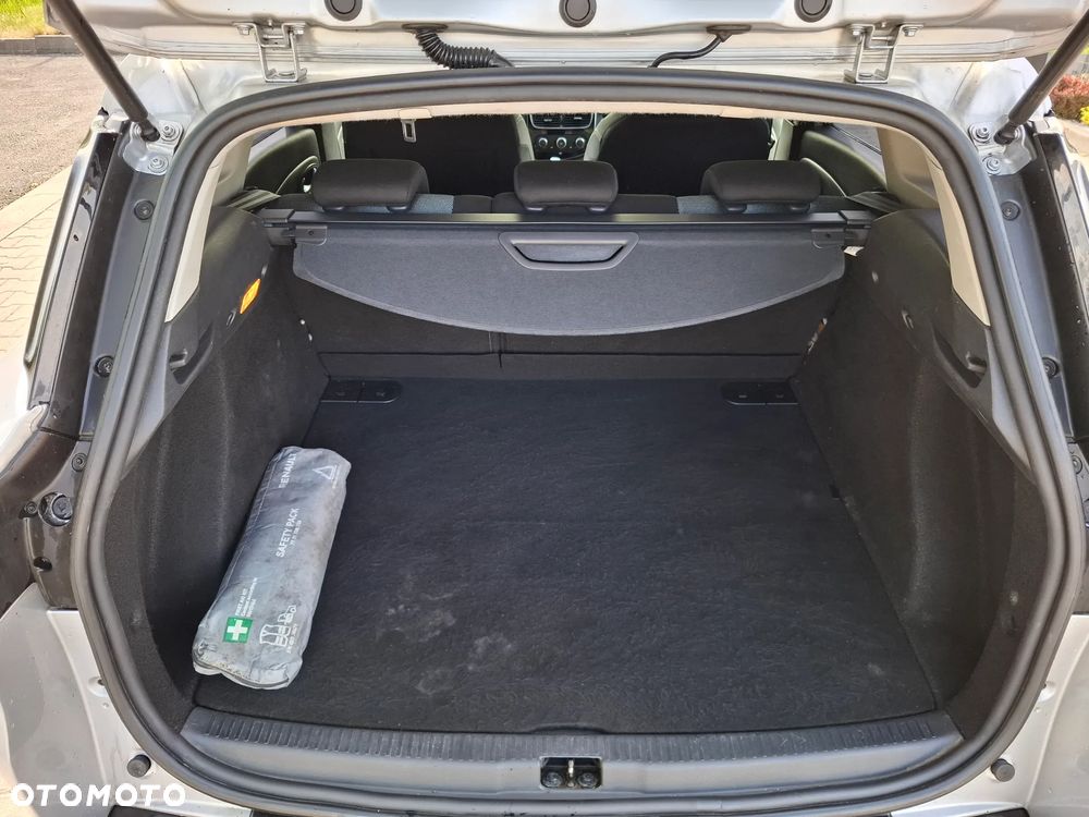 Renault Clio - 23