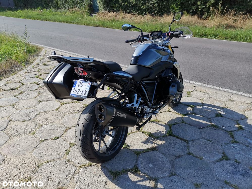 BMW R - 12
