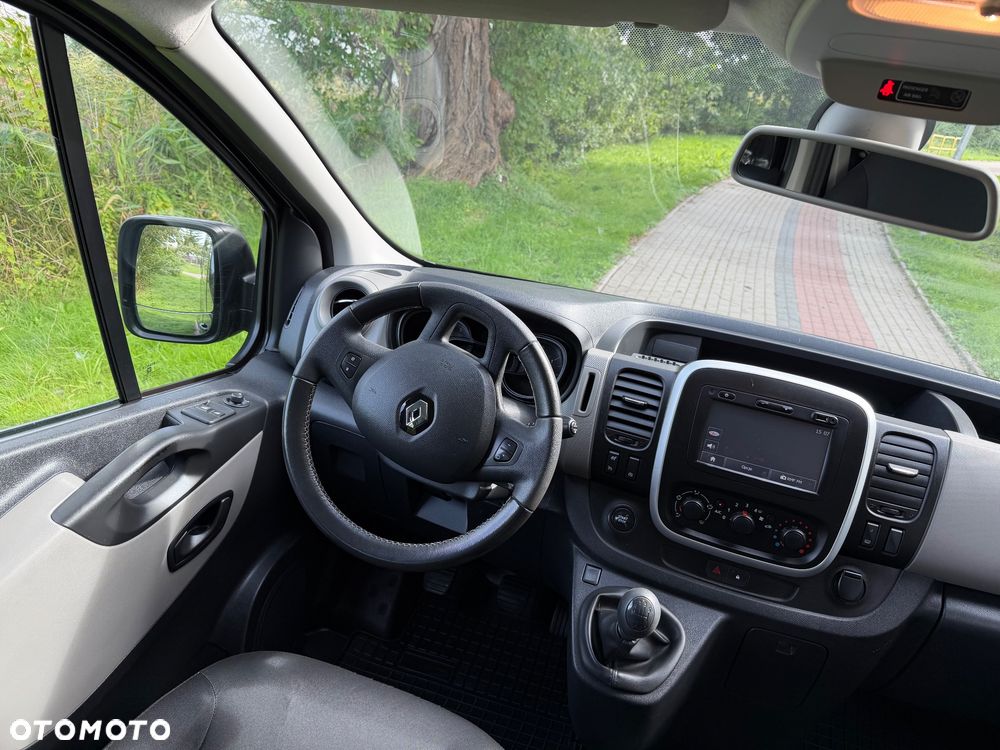Renault Trafic - 16