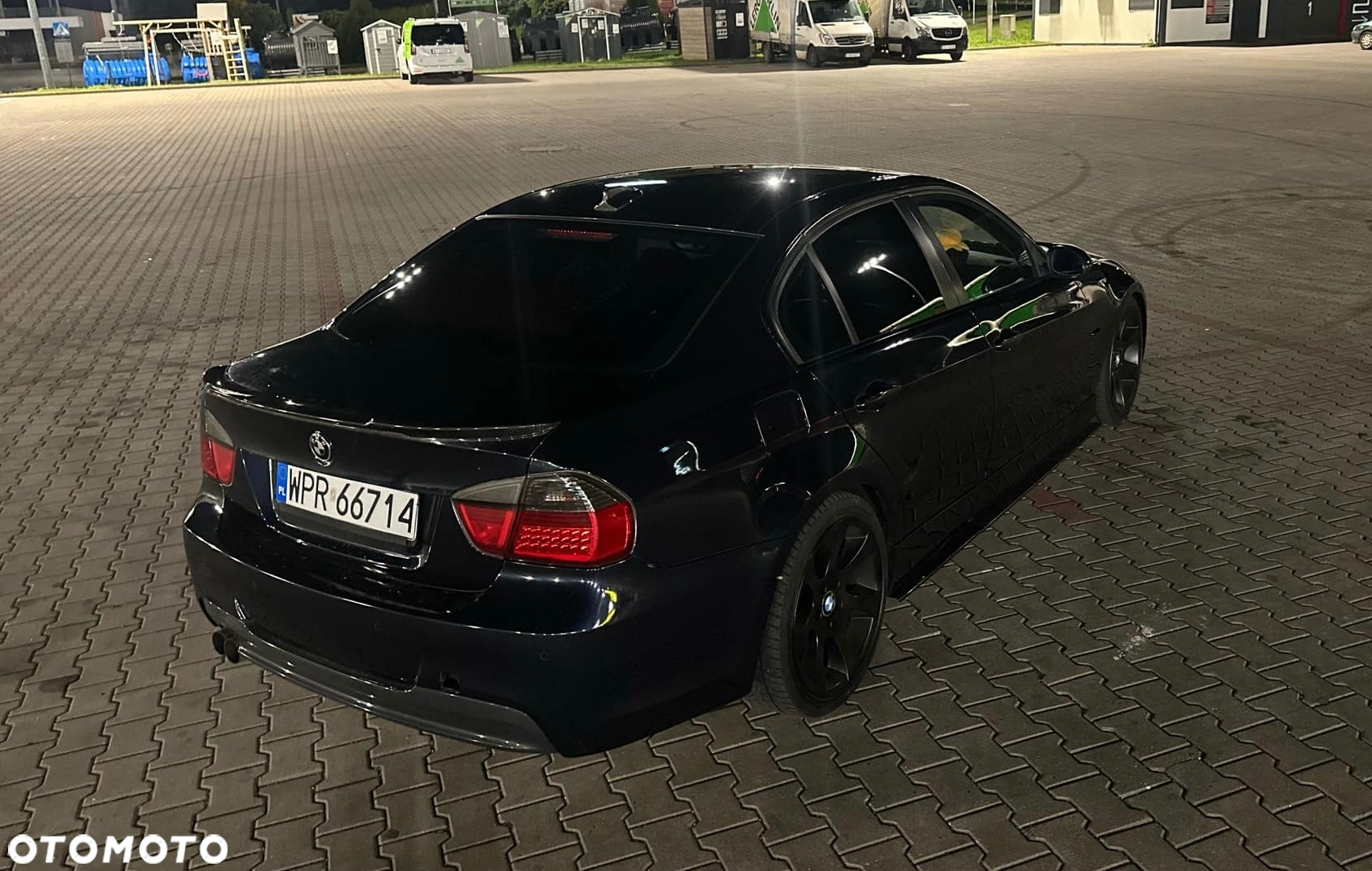 BMW Seria 3 330i - 11