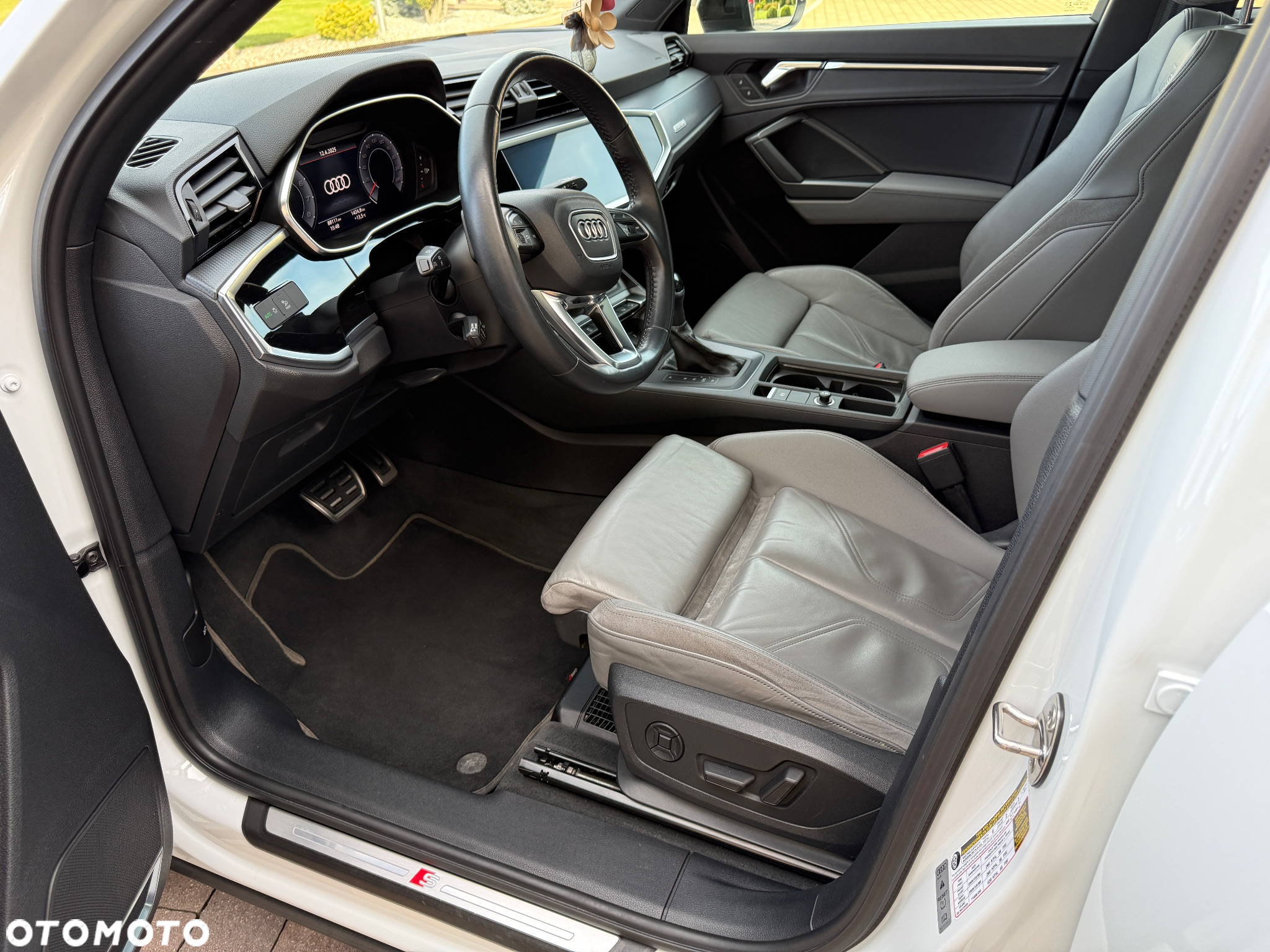 Audi Q3 45 TFSI quattro S tronic S line - 19