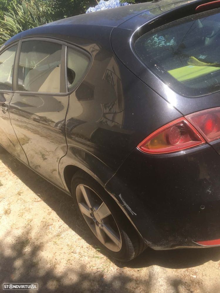 SEAT Leon 2.0 TDI DPF Sport - 6