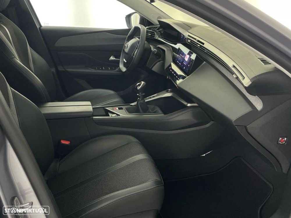 Peugeot 308 SW 1.2 PureTech Allure - 21