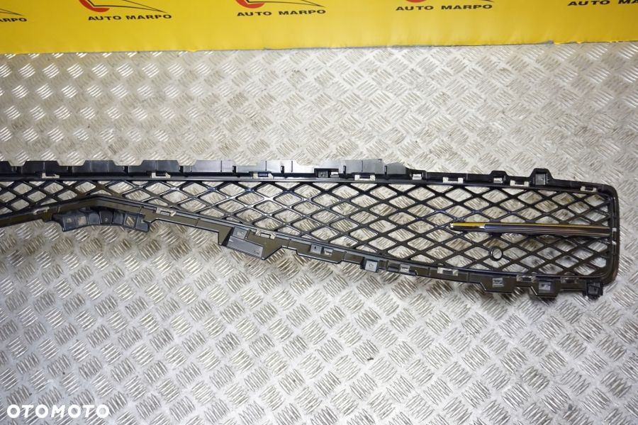 GENESIS G80 2020 - 2023 Grill Dolny Kratka w Zderzak USA - 4