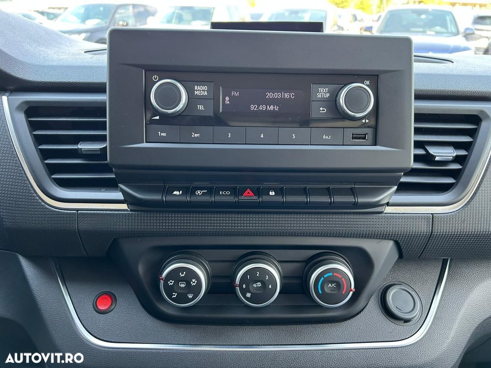 Renault trafic - 18