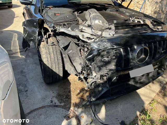 Mercedes-Benz Klasa E AMG 53 4Matic 9G-TRONIC - 10