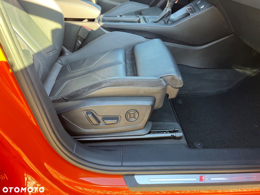 Audi Q3 - 22