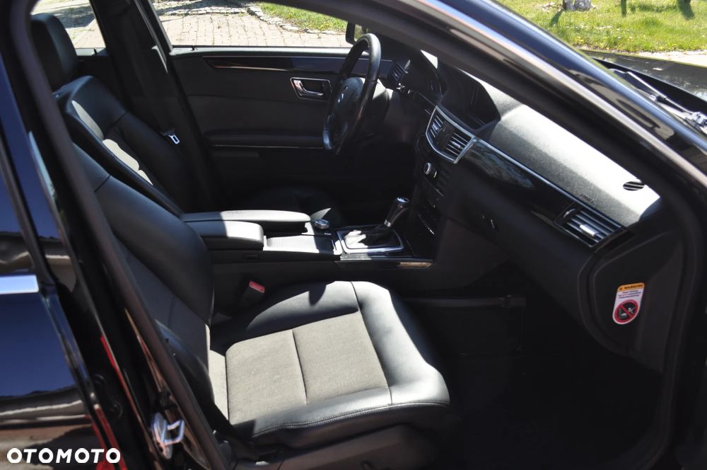 Mercedes-Benz Klasa E 250 CDI 4-Matic BlueEff Avantgarde - 8