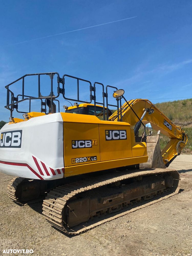 JCB 220 X L - 4