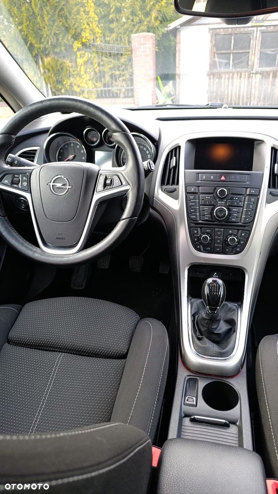 Opel Astra 1.4 Turbo - 9