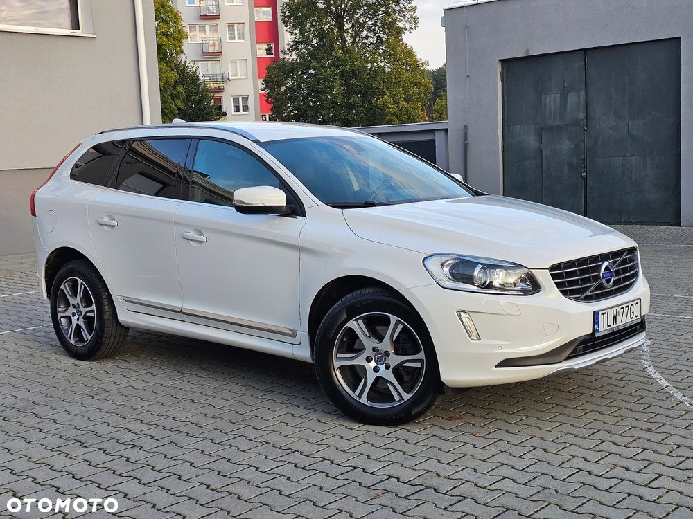 Volvo XC 60 D4 Geartronic Summum - 17