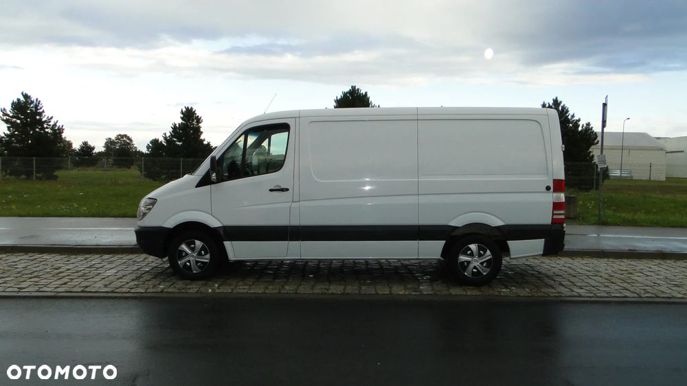 Mercedes-Benz Sprinter - 5
