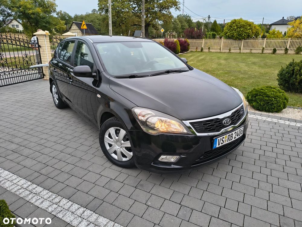 Kia Ceed 1.4 CVVT Spirit - 1