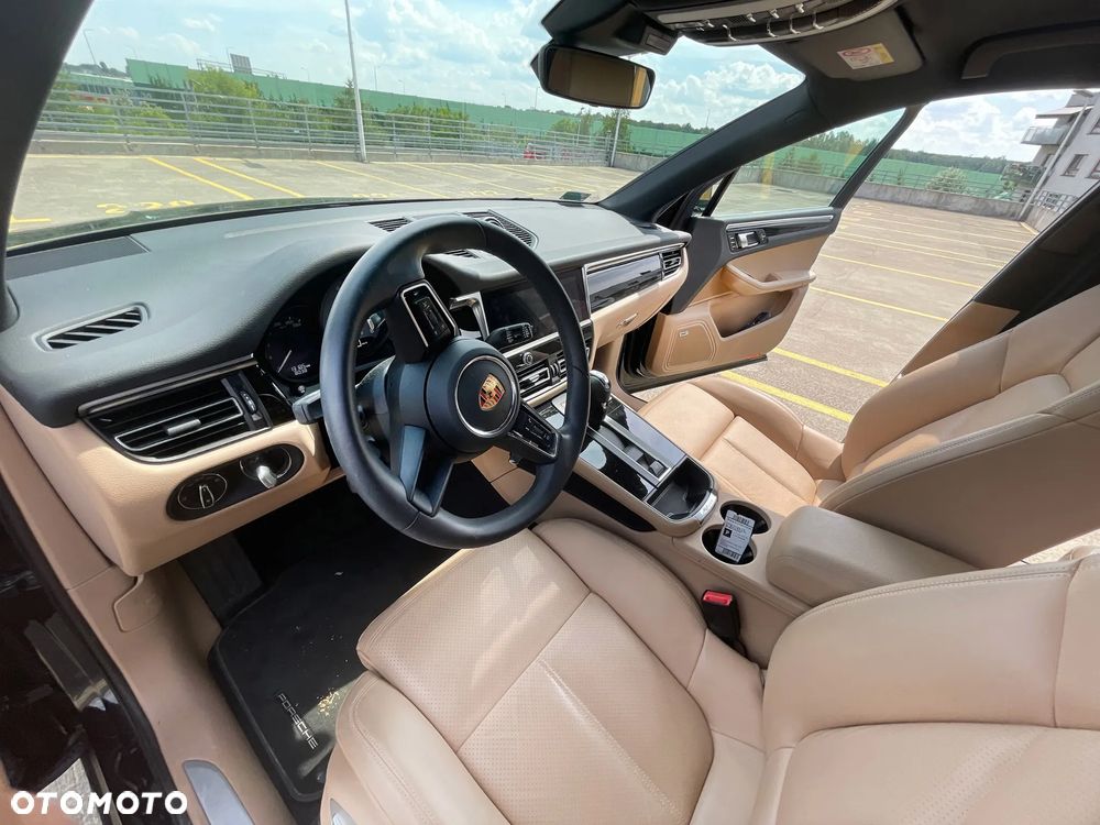 Porsche Macan - 14