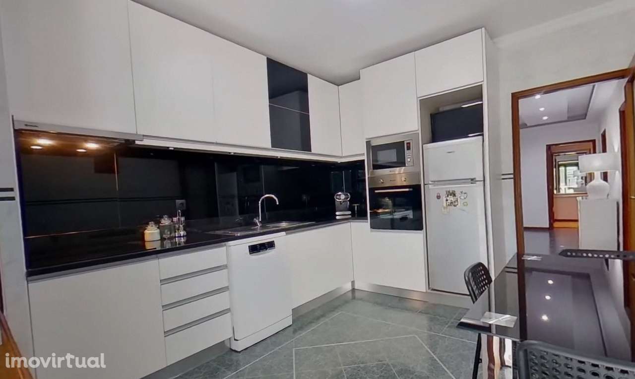 Apartamento T2 - Urbanização Germanus, Rio Tinto - Grande imagem: 3/17