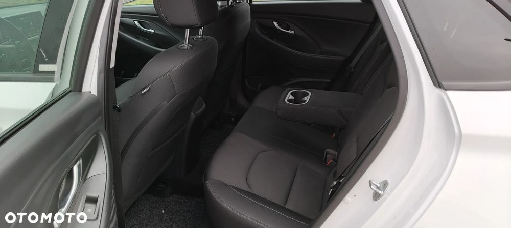 Hyundai i30 1.6 CRDI DCT Passion Plus - 12