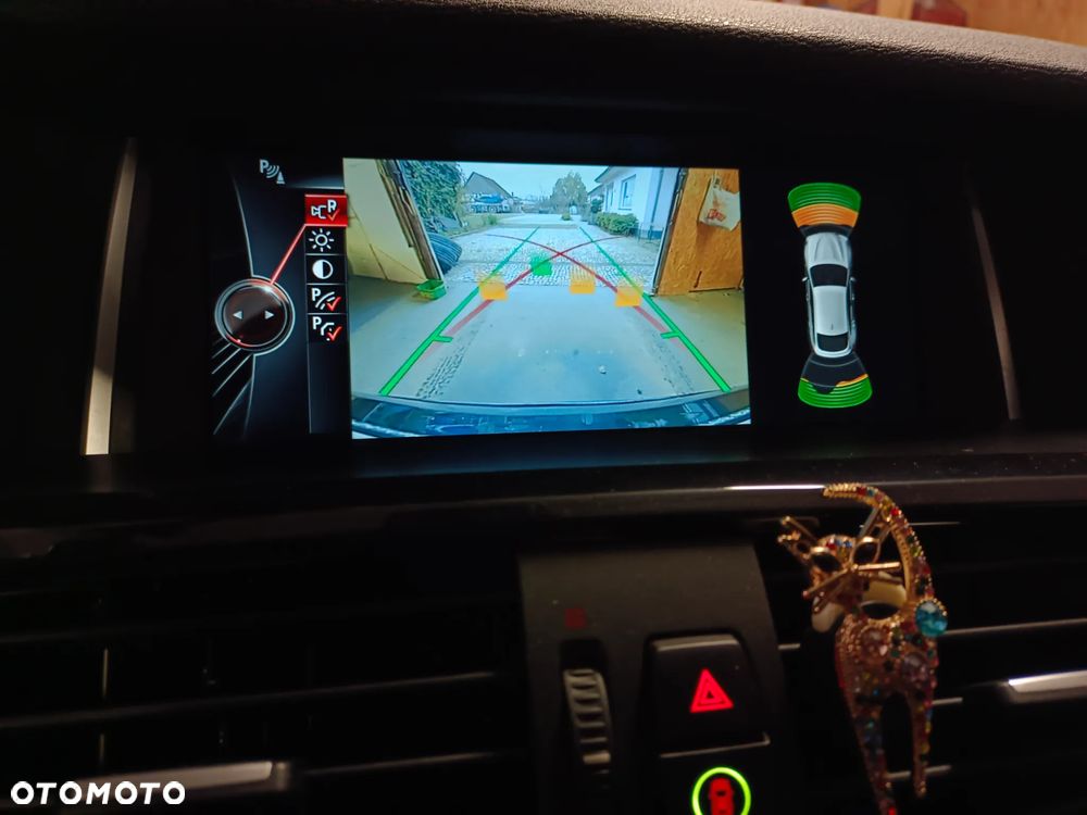 BMW X4 xDrive20d - 9