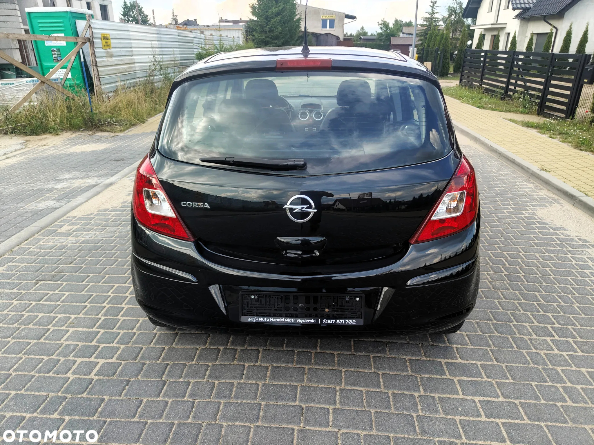 Opel Corsa 1.2 16V Cosmo - 5