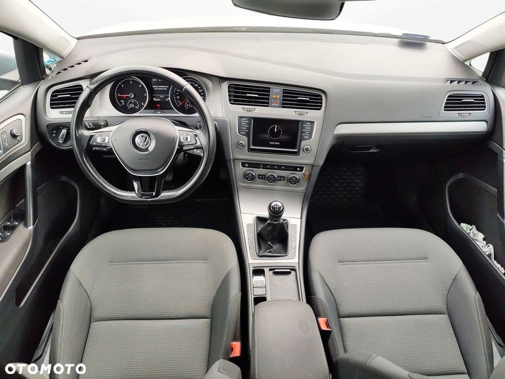 Volkswagen Golf Variant - 15