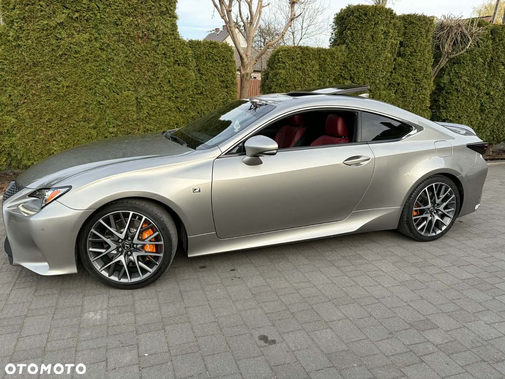 Lexus RC - 3