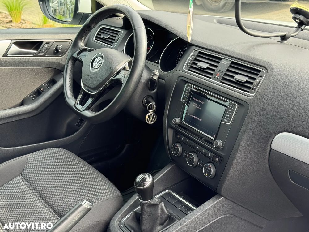 Volkswagen Jetta 1.2 TSI Comfortline - 20