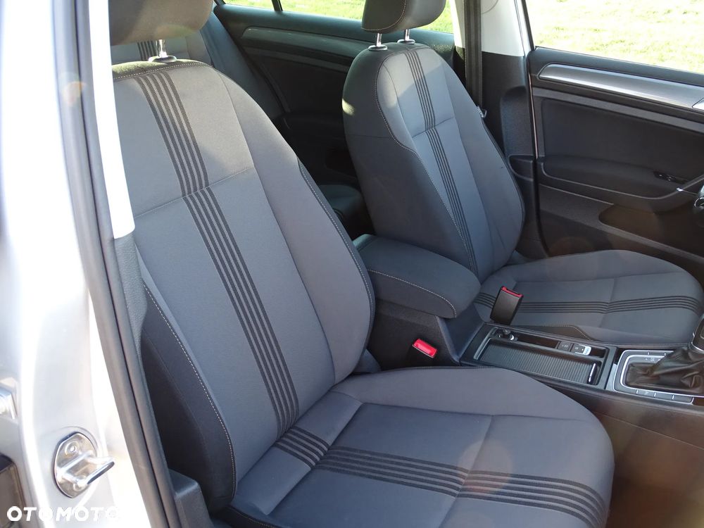 Volkswagen Golf 1.4 TSI (BlueMotion Technology) DSG Highline - 23