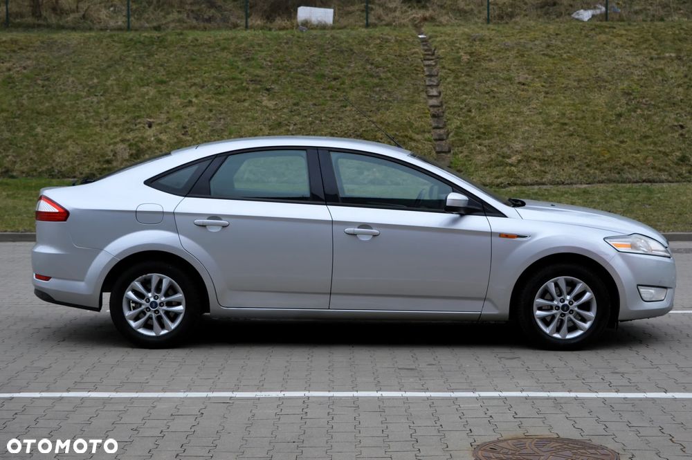 Ford Mondeo 1.8 TDCi Gold X - 27