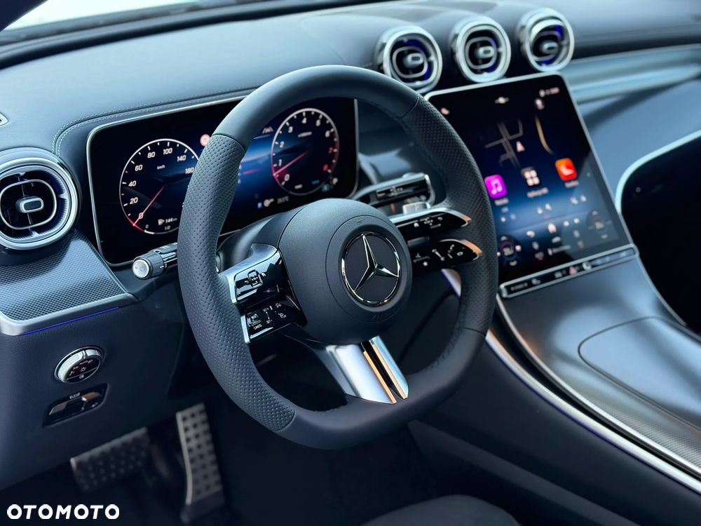 Mercedes-Benz GLC - 23